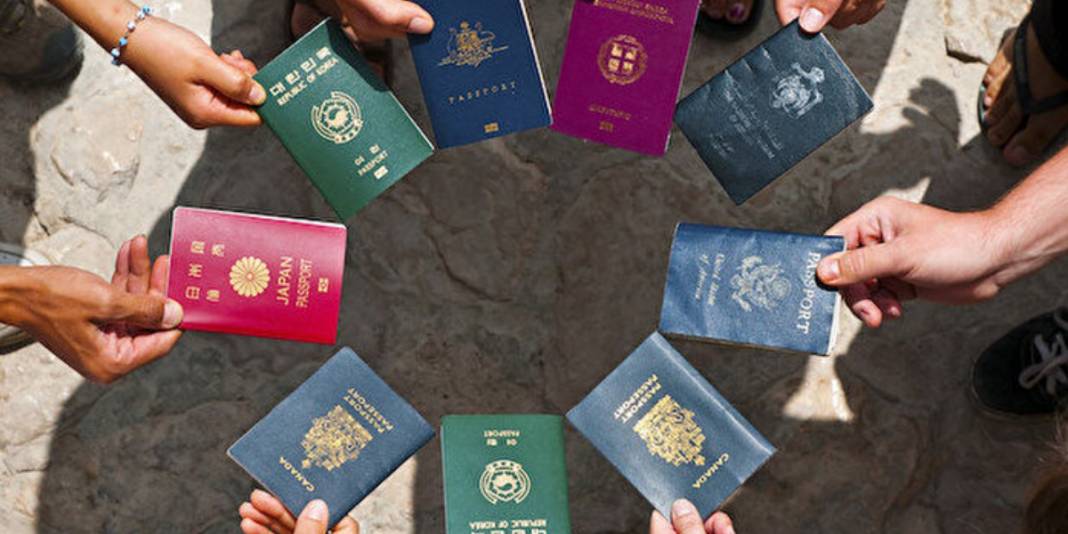 İşte dünyanın en prestijli pasaportları: Türkiye kaçıncı sırada? 12